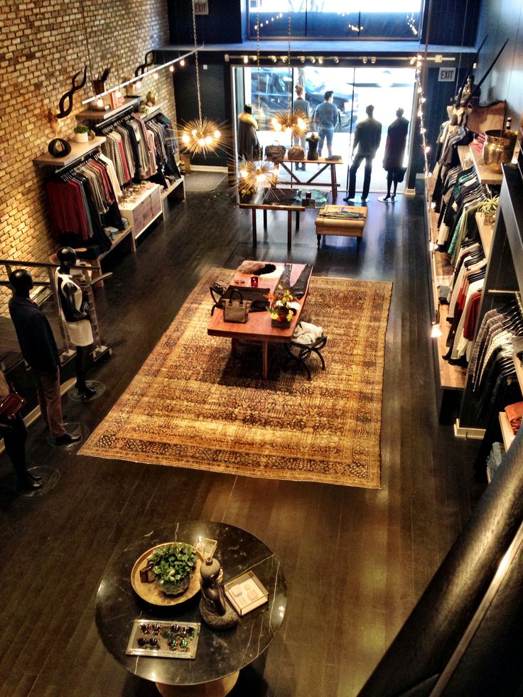 FASHION STORE